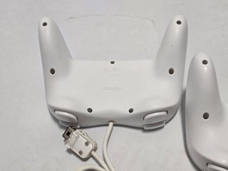 2 Nintendo Wii Oficial Mando Clasico Pro - Blanco