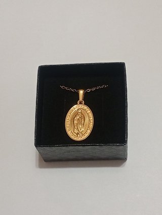 Collar Virgen Chapado Oro 18K Acero Inoxidable