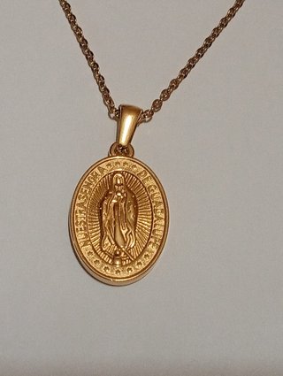 Collar Virgen Chapado Oro 18K Acero Inoxidable