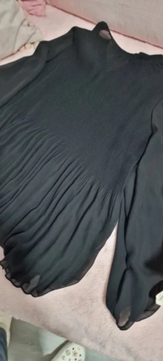 Camisa negra