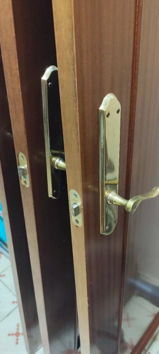 Puertas y cubremarcos