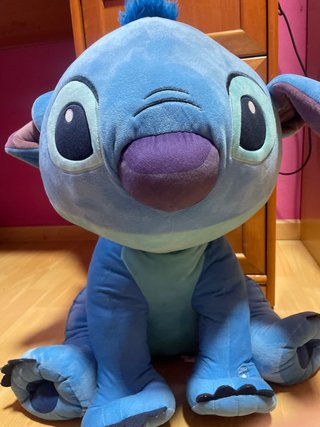 Peluche de stitch de unos 50 cm de altura