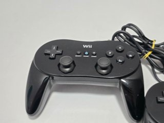 2 Nintendo Wii Oficial Mando Clasico Pro - Negro