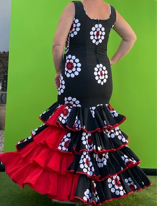 Traje de flamenca negro talla 44-46