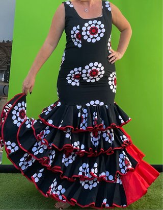 Traje de flamenca negro talla 44-46
