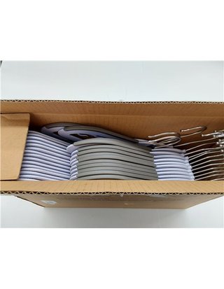 Amazon Basics Perchas de plástico para niños - juego de - Blanco - 30 Unidad - Paquete de 1 - 32.5 x 20.3 x 0.5 cm