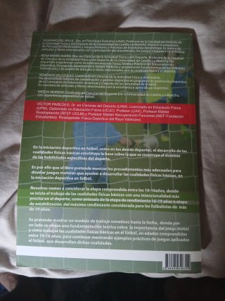 3 libros de Fútbol en muy buen estado