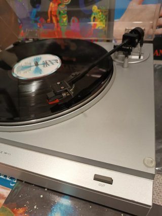 Tocadiscos preamplificado Sharp