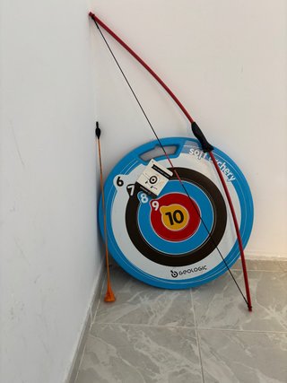 Diana tiro con arco + arco + flecha