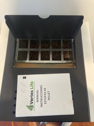 Estufa pellet Diva de 9 Kw de potencia   - blanca