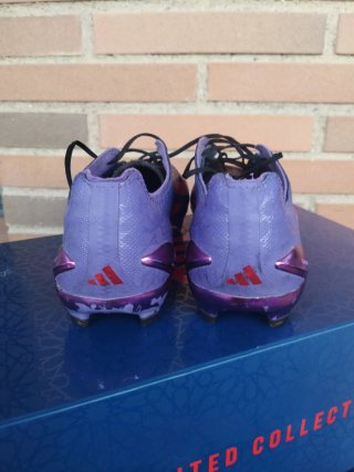 Botas futbol niño edición limitada