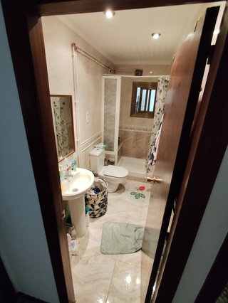 Se Vende Piso , Todo Exterior en Badalona. 86m2.