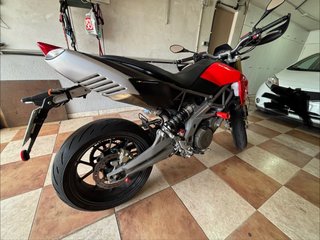 Aprilia Dorsoduro 750