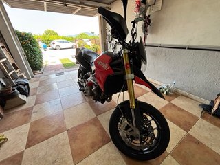 Aprilia Dorsoduro 750