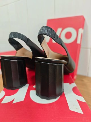 Zapatos Wonders tacón piel negros