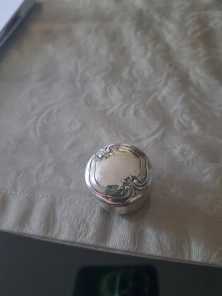 Pastillero de plata