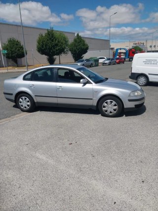 Volkswagen Passat CC 2001