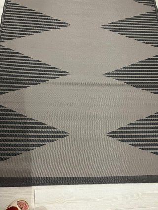Alfombra de JYSK nueva, sin estrenar