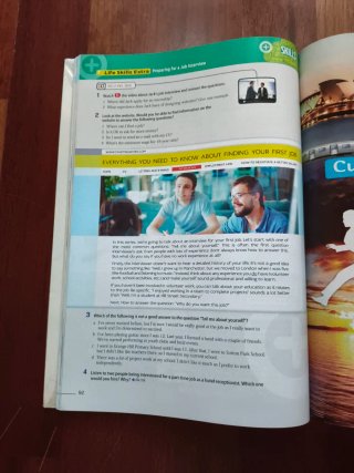 Advantage 2 Bachillerato