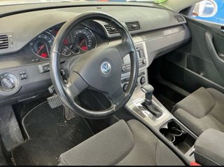 Volkswagen Passat 1.6fsi DSG solo 40.000km