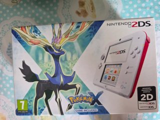 Nintendo 2DS pack Pokemon X