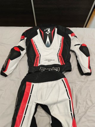 Mono de moto Bela 2 piezas Talla 52