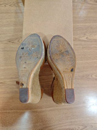 Sandalias cuña esparto