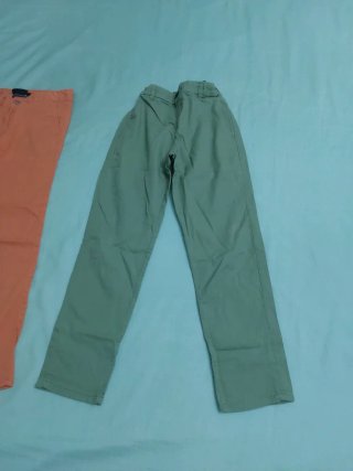 Set di due pantaloni bambino età 7/8 anni