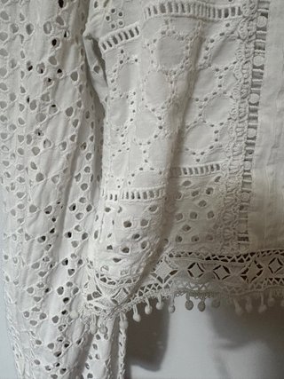Camisa Zara blanca bordada