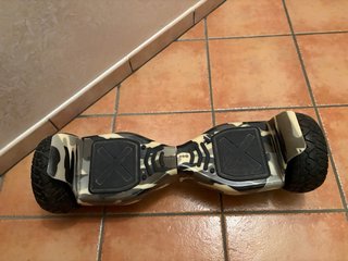Hoverboard con design mimetico