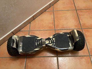 Hoverboard con design mimetico