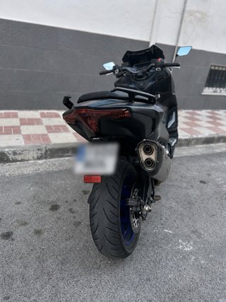 Yamaha Tmax 560 2023