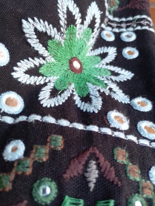 Kimono Zara Étnico Negro y Verde