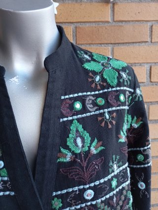 Kimono Zara Étnico Negro y Verde