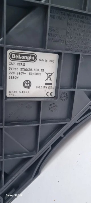 Cafetera Delonghi Autentica Plus