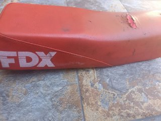 Asiento Derbi FDX Rojo