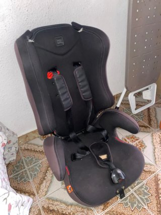 Silla de coche negra