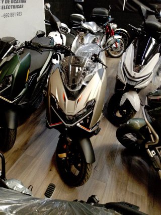Zontes 125X Nuevo modelo sólo 2.688 euros