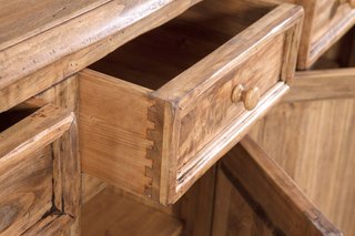 Credenza Country in legno massello di tiglio finit