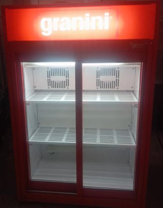 Nevera Expositora Granini 2 Puertas.