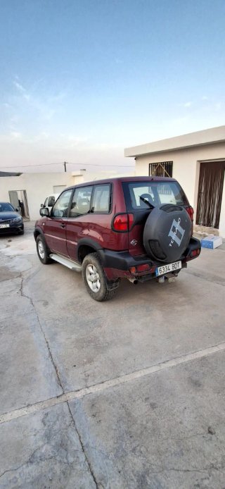 Nissan Terrano II 2001