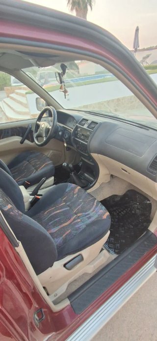 Nissan Terrano II 2001
