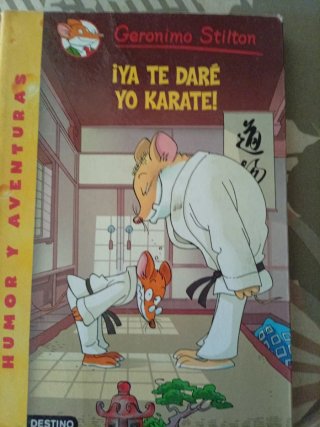 Libros de lectura. Son 4 libros