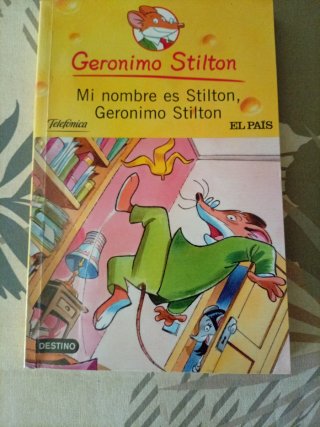 Libros de lectura. Son 4 libros