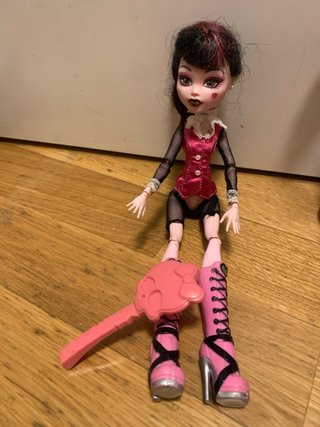 Lote de 2 muñecas varias