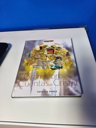 El gran libro de las cuentas de cristal
