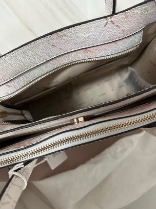 Bolso de mano Guess sin estrenar