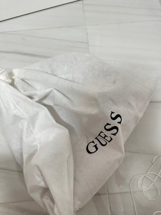 Bolso de mano Guess sin estrenar