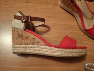 Cuña roja talla 37