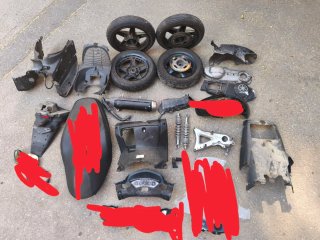 DESPIECE YAMAHA XMAX 2006